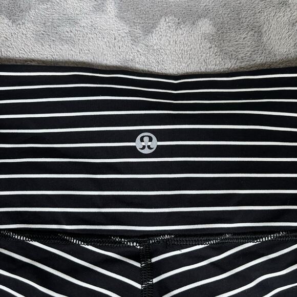 Lululemon Wunder Under High Rise Leggings Black White Stripe Women’s 4 - Picture 3 of 4